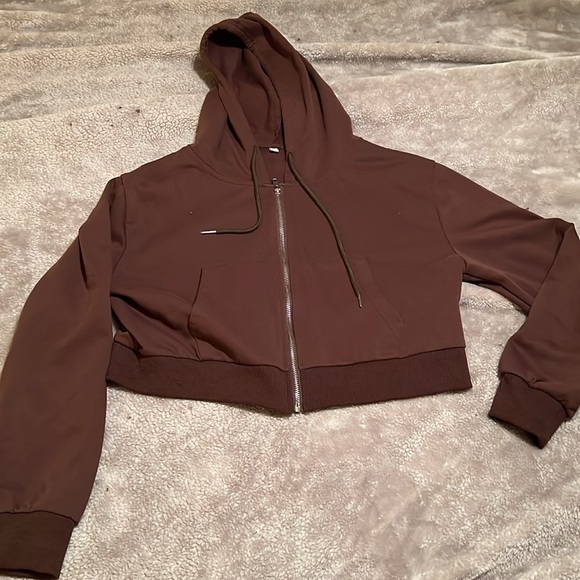 Cropped zip up hoodie - Picture 4 of 5